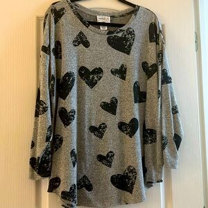 Soft sweater with hearts. Plus size.